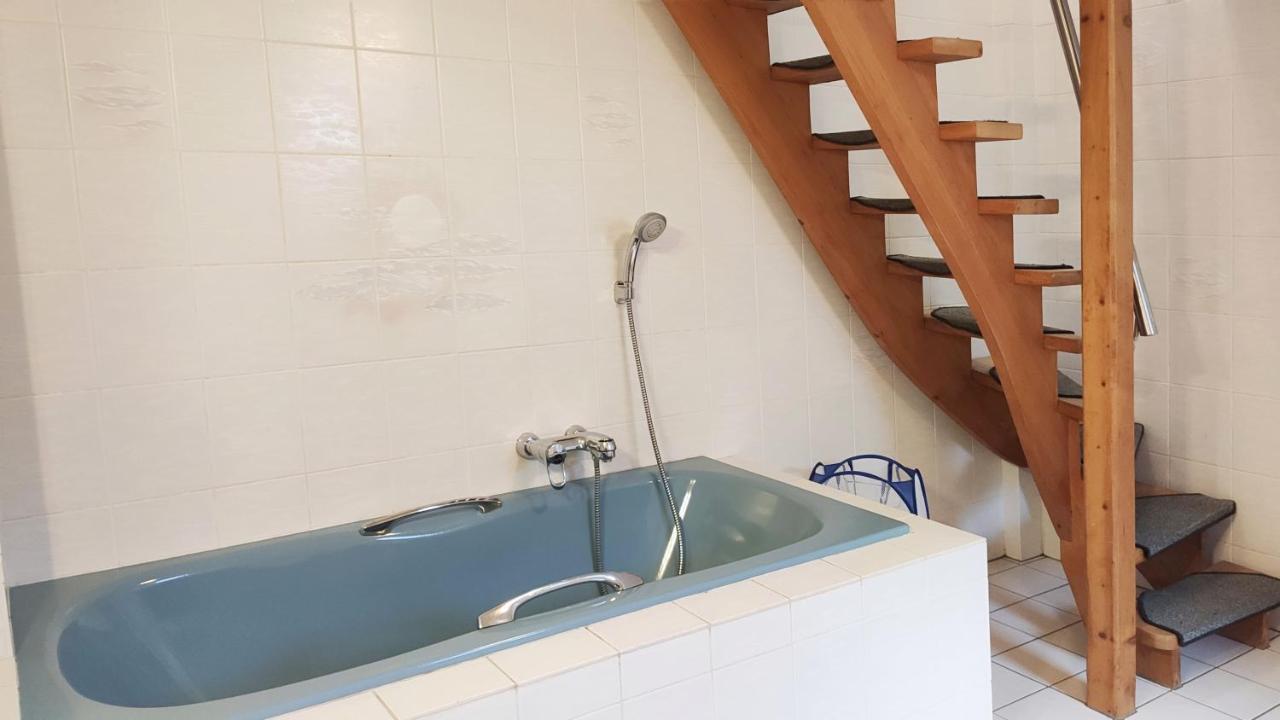 Apartment Wu01 - 75m2 - Single Beds - Comfortable - Wuppertal