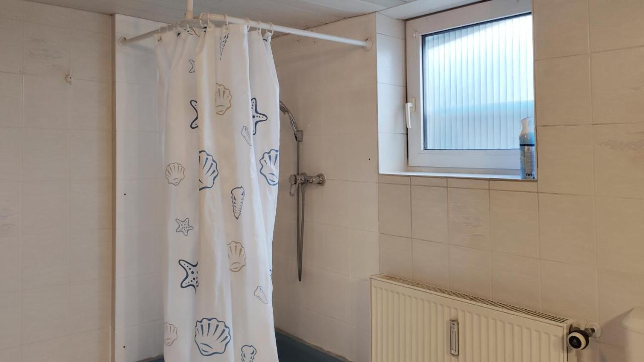 Apartment Wu01 - 75m2 - Single Beds - Comfortable - Wuppertal