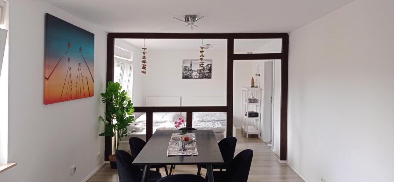 Apartment Wu01 - 75m2 - Single Beds - Comfortable - Wuppertal